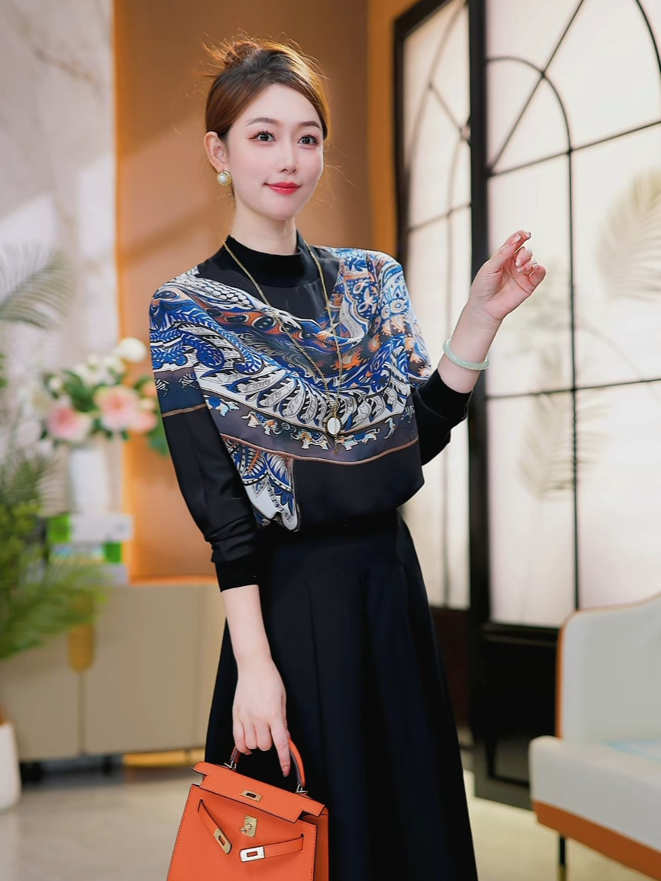 高級印花打底衫